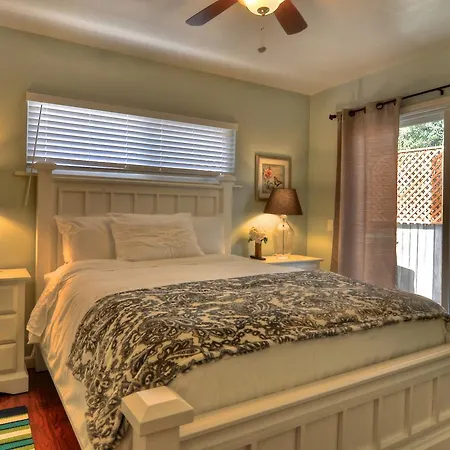 Acacia B Carlsbad