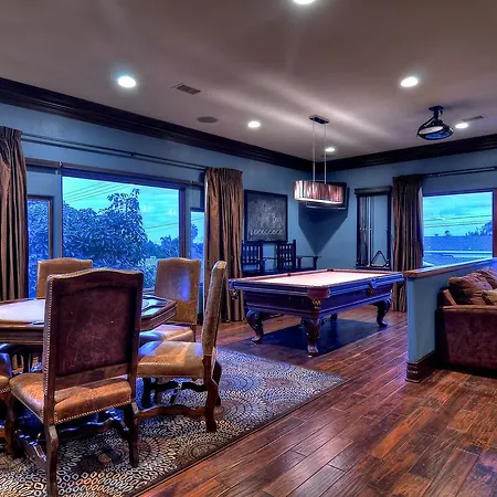 Chinquapin Holiday home