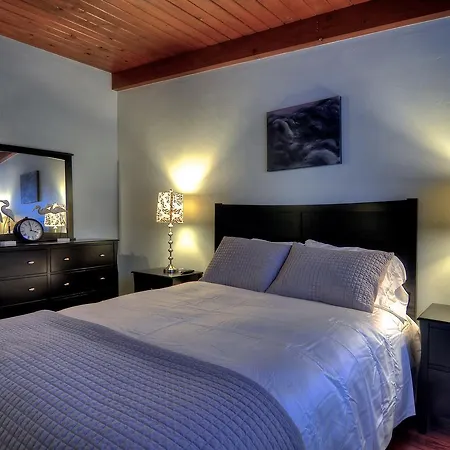 Acacia A Apartment Carlsbad
