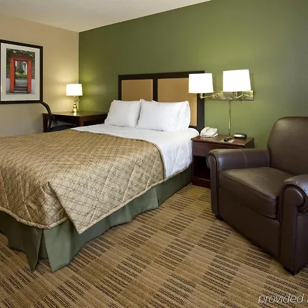 Extended America - San Diego - Village By The Sea Hotel