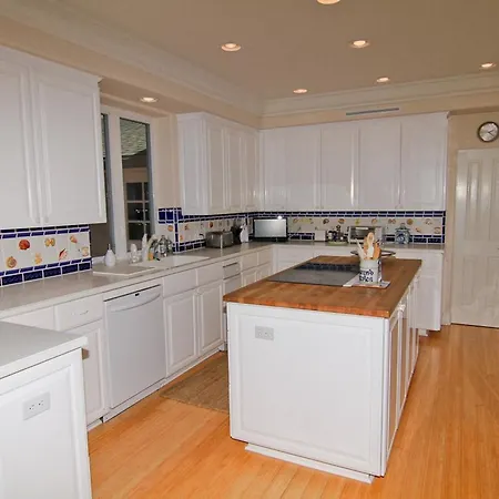 Single Family Oceanfront C1205-0 Holiday home