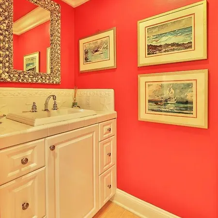Holiday home Single Family Oceanfront C1205-0 *