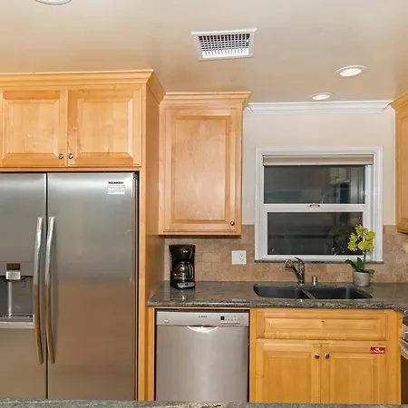 6br Beachfront C5103-23 *