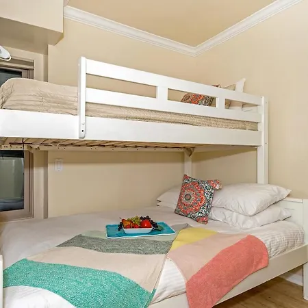 Apartment 6br Beachfront C5103-23