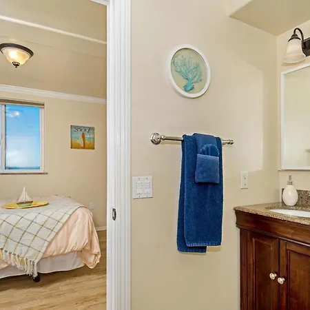 6br Beachfront C5103-23 *