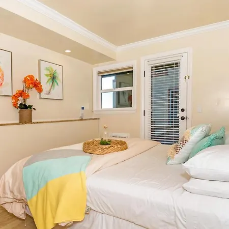6br Beachfront C5103-23
