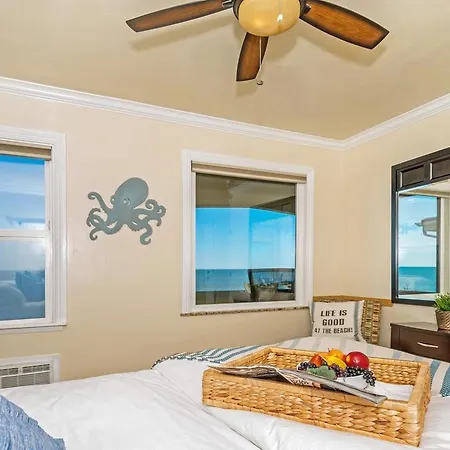 6br Beachfront C5103-23 * Carlsbad