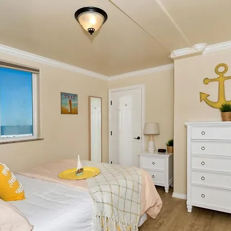 Apartment 6br Beachfront C5103-23