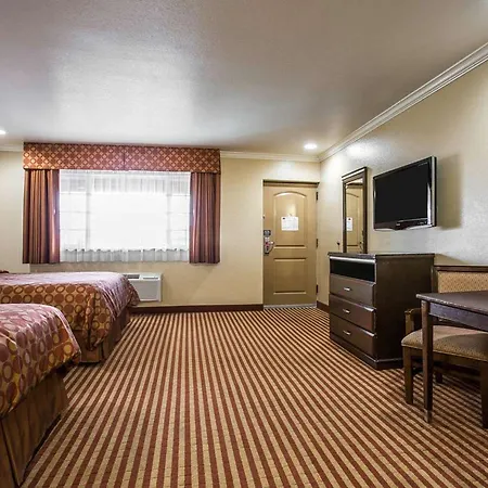 Hotel 6 Carlsbad, Ca- North Carlsbad