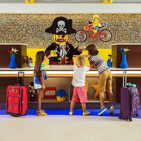 Resort Legoland California And Castle Carlsbad