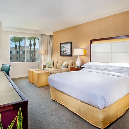 Resort Cape Rey Beach, A Hilton &
