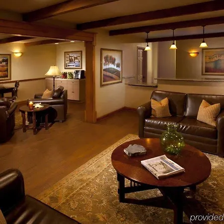 Western View Hotel 3*