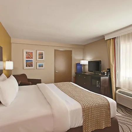 La Quinta By Wyndham - Legoland Area 3*