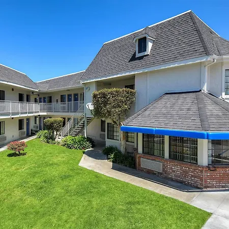 6-carlsbad, Ca - Village Carlsbad