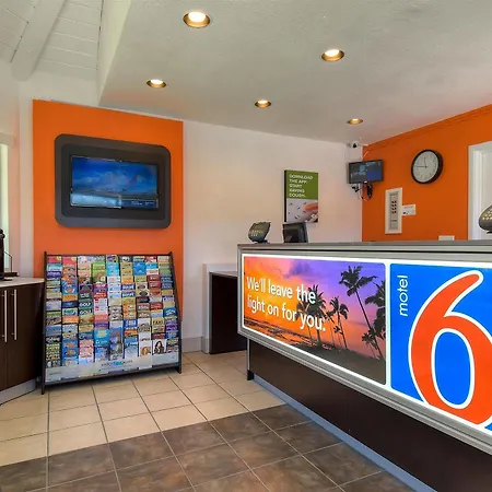 6-carlsbad, Ca - Village