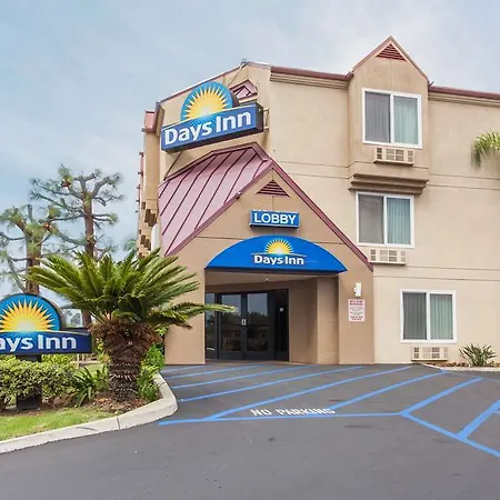 Days By Wyndham Hotel 2*
