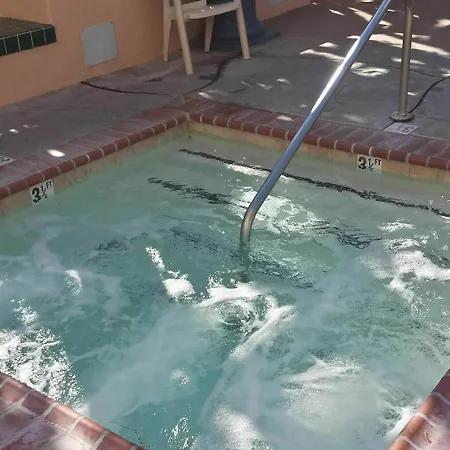 Tamarack Hotel 3*