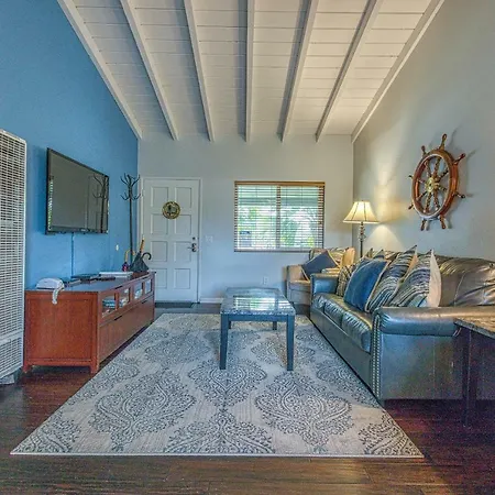 Holiday home Heart Of The Village Carlsbad