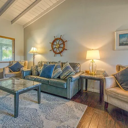 Heart Of The Village Holiday home *