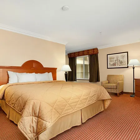 Days By Wyndham Carlsbad
