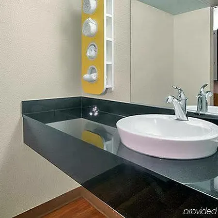 6-carlsbad, Ca 3*