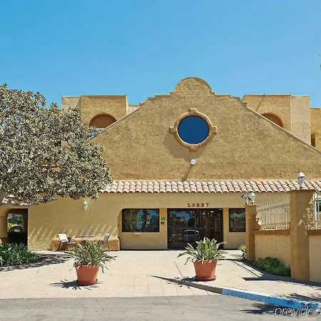 Hotel La Quinta By Wyndham - Legoland Area 3*