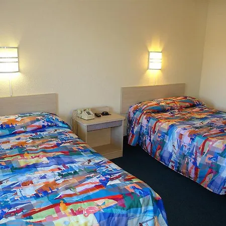 6-carlsbad, Ca - Village Hotel Carlsbad