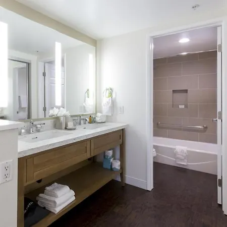 Hotel Grand Pacific Palisades 5*