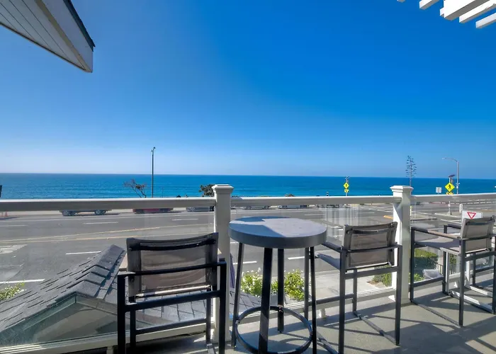 3636 Carlsbad Blvd - Upper