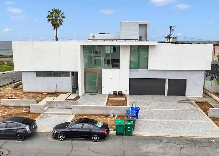 Ocean View Luxury Living