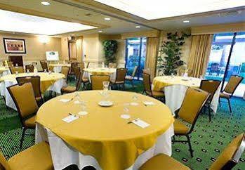 Courtyard By Marriott San Diego