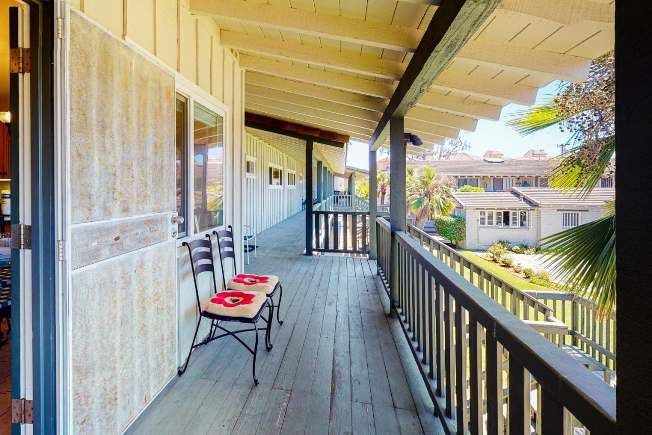 3080 Lincoln St #16 * Carlsbad