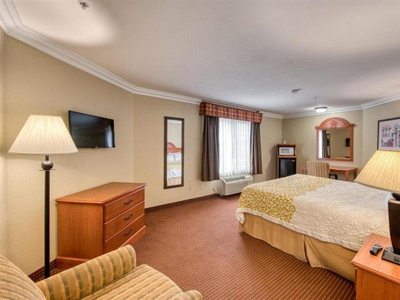 Days By Wyndham Hotel