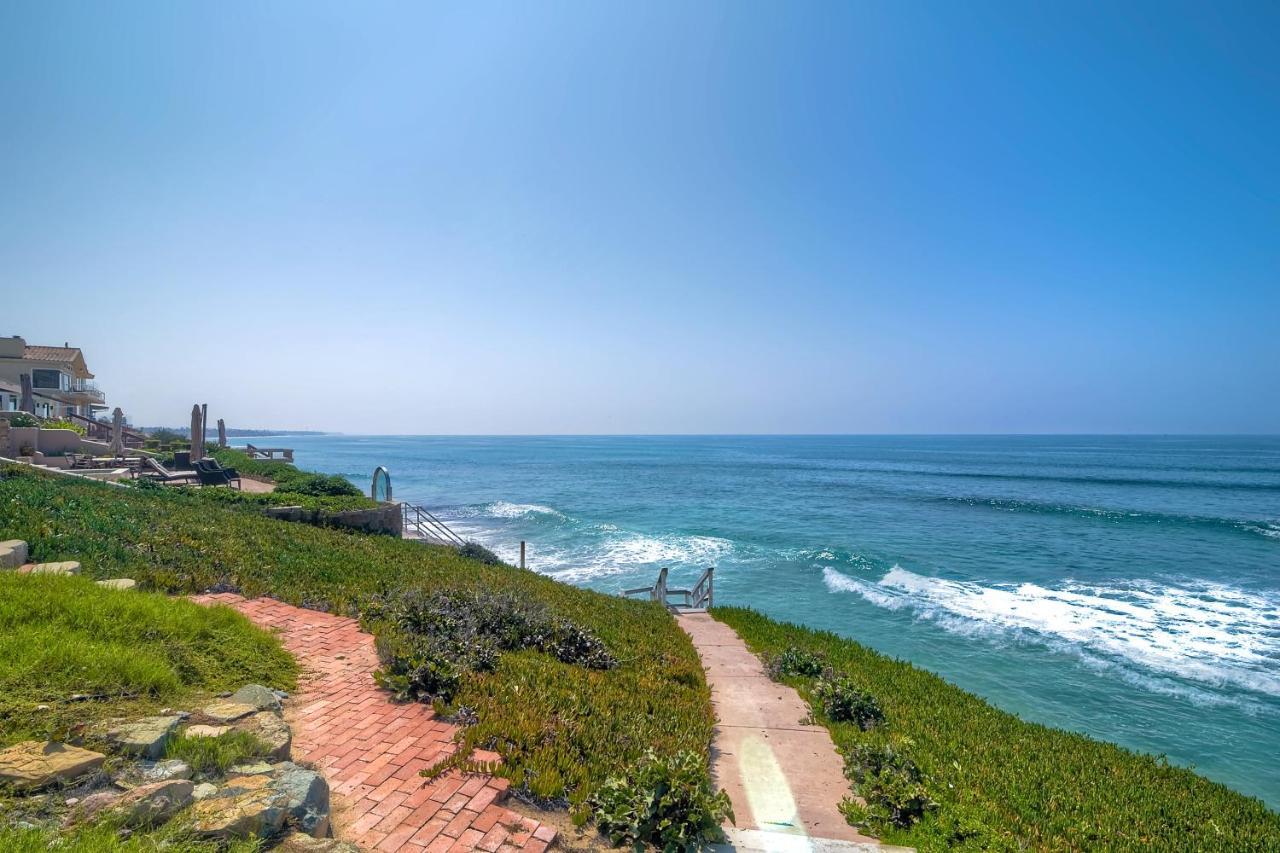 Oceanfront With Private Access, Remodeled Kitchen Holiday home