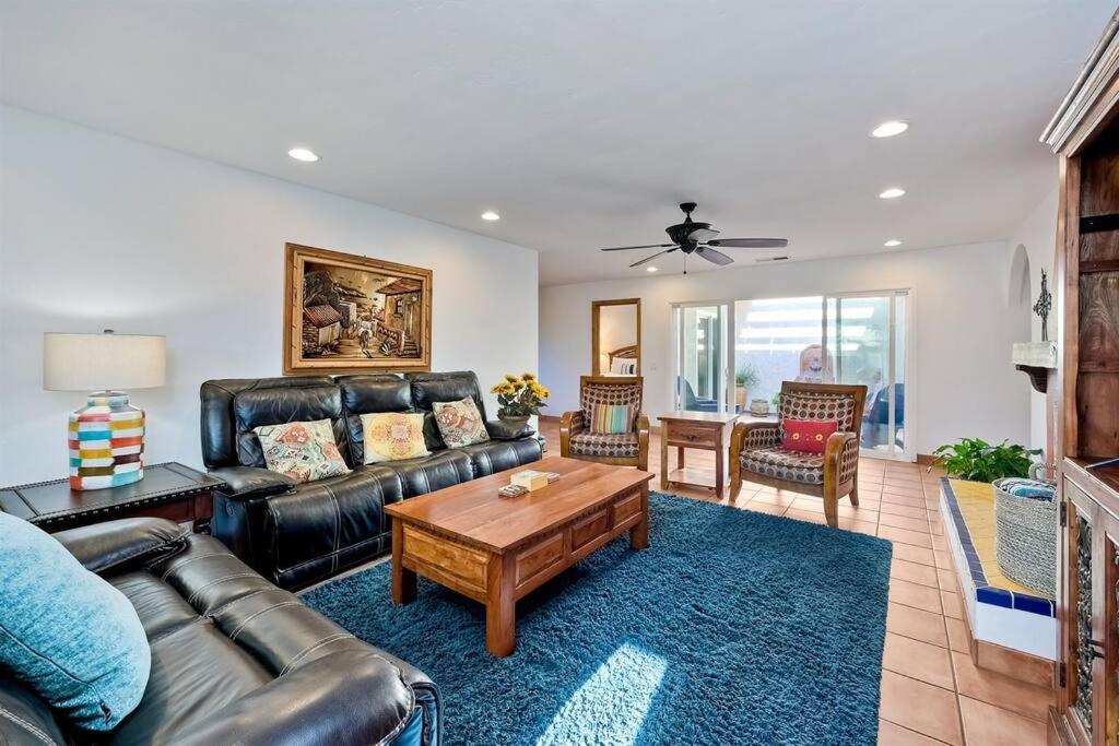 Great Group Retreat! Hacienda Decor, Spacious Floor Plan, Private Backyard *