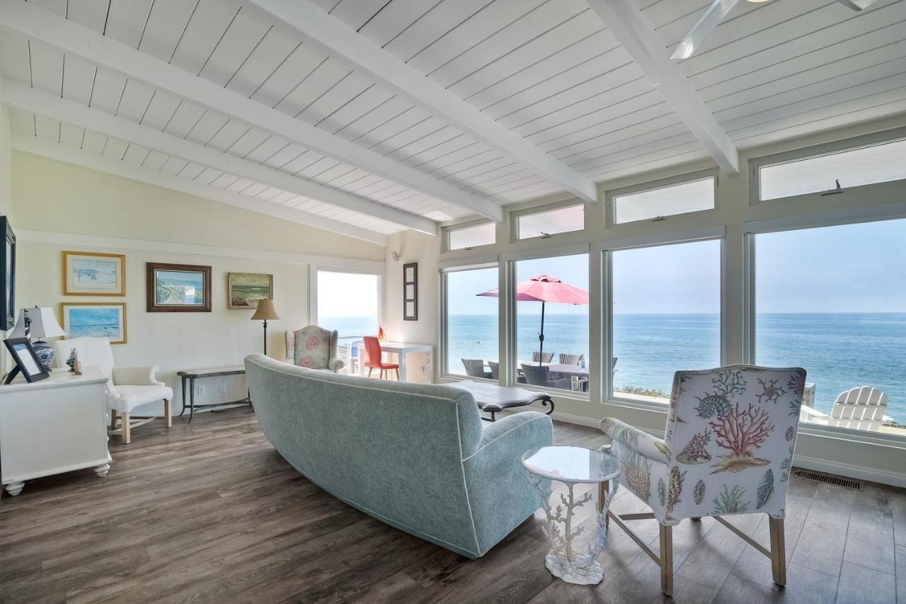 Oceanfront With Private Access, Remodeled Kitchen Holiday home