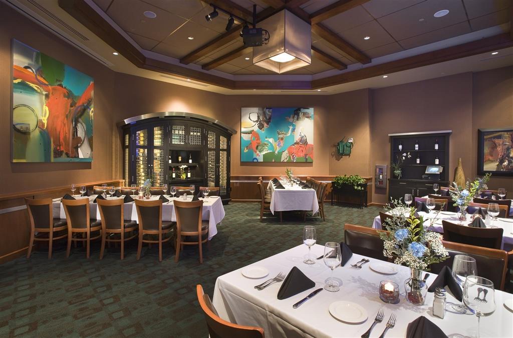 Hotel West & 3*