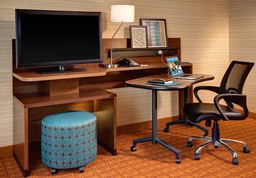 Fairfield & By Marriott San Diego Hotel