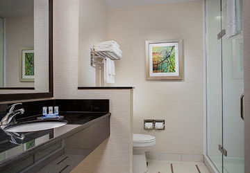Hotel Fairfield & By Marriott San Diego 3*