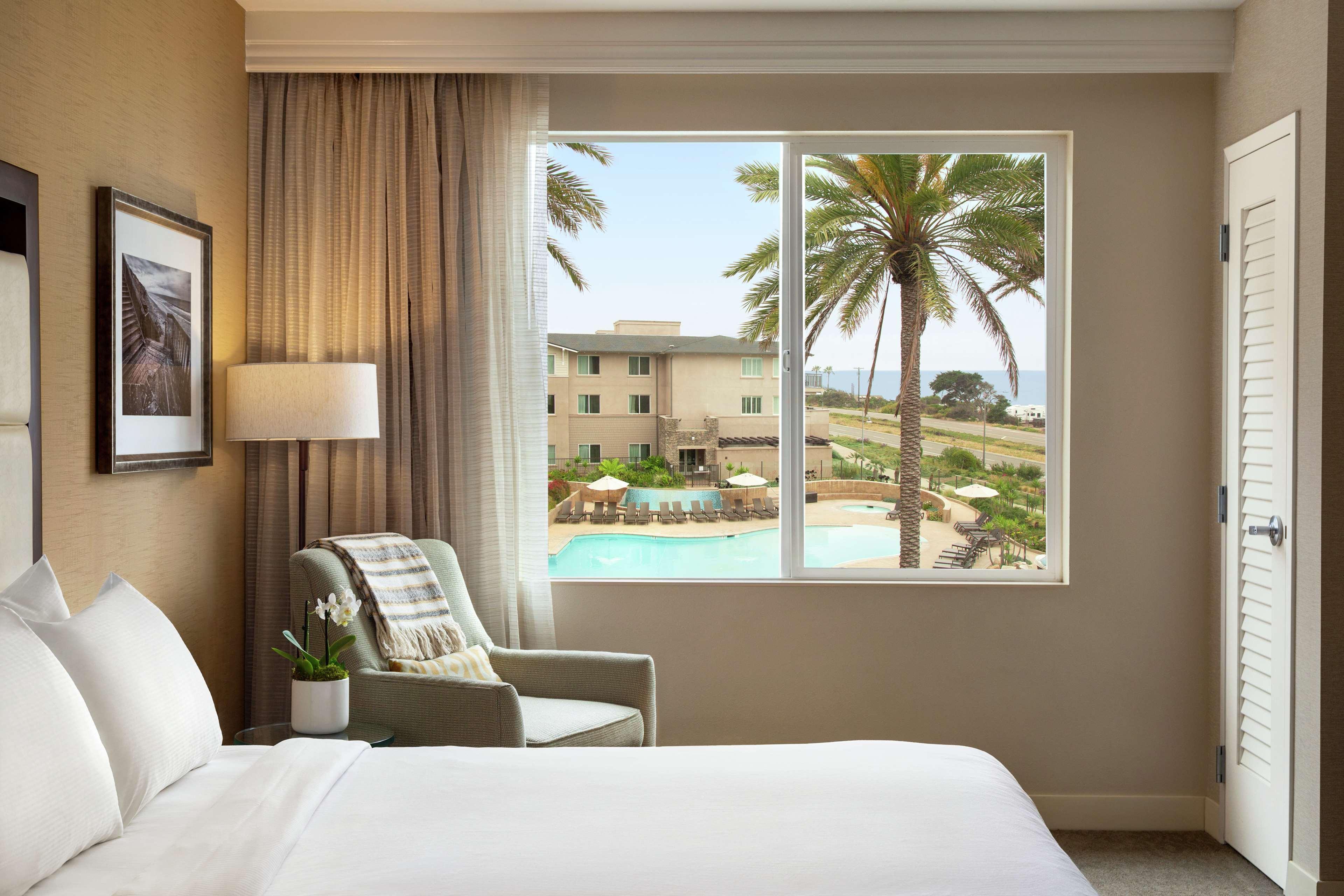 Cape Rey Beach, A Hilton & Resort 4*