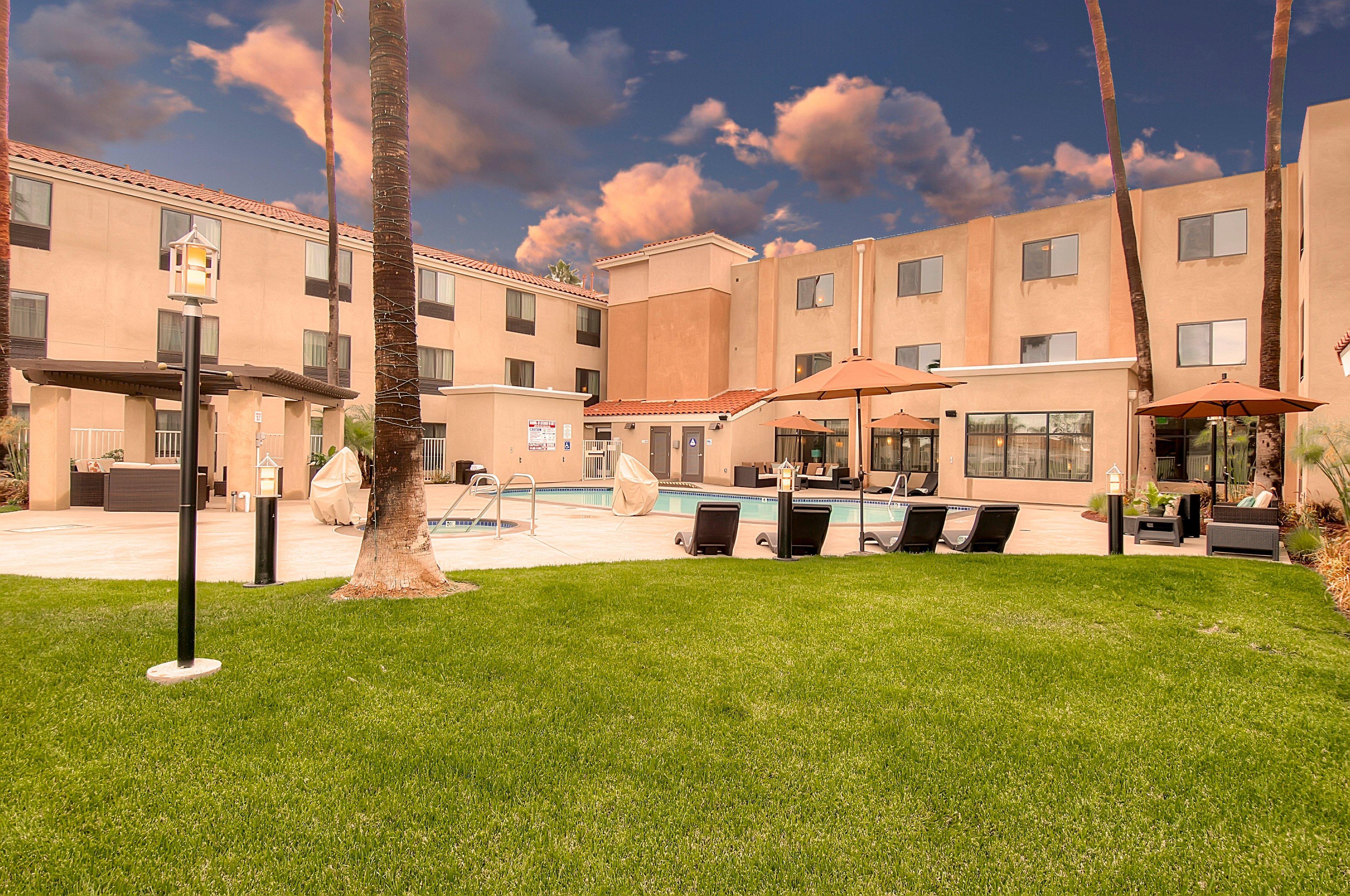 Express & By Ihg Hotel