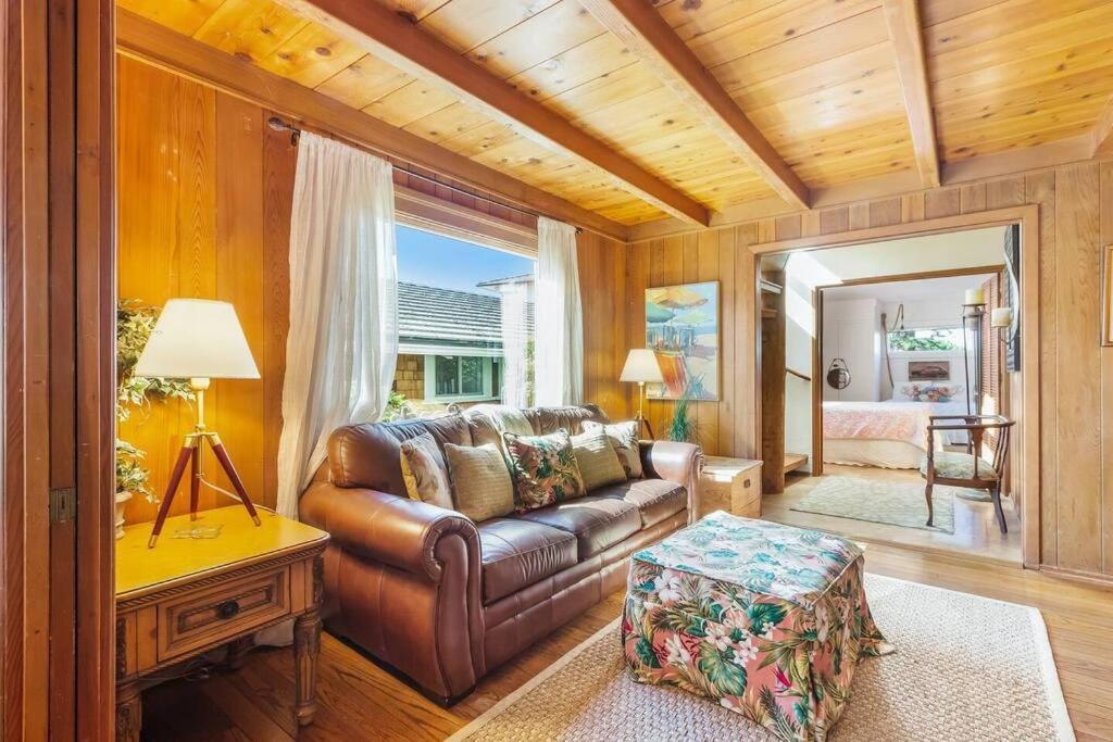 Oceanview, Walk To Beach, Fire Pit