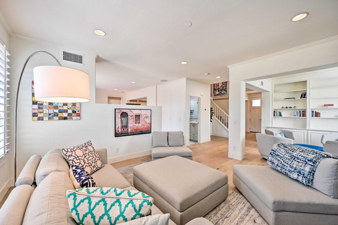 Stunning With Patio And Private Hot Tub!