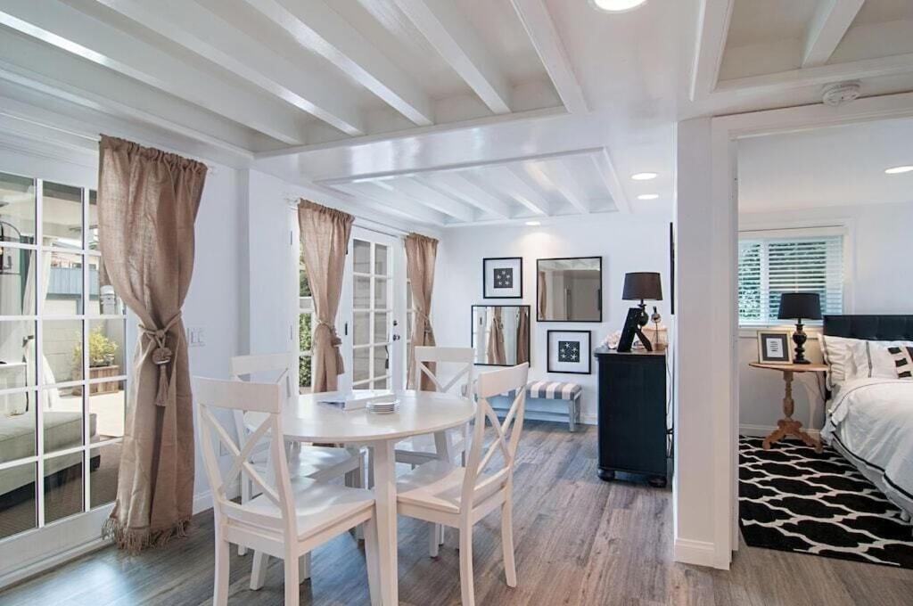 Remodeled Bungalow, Block To The Apartment
