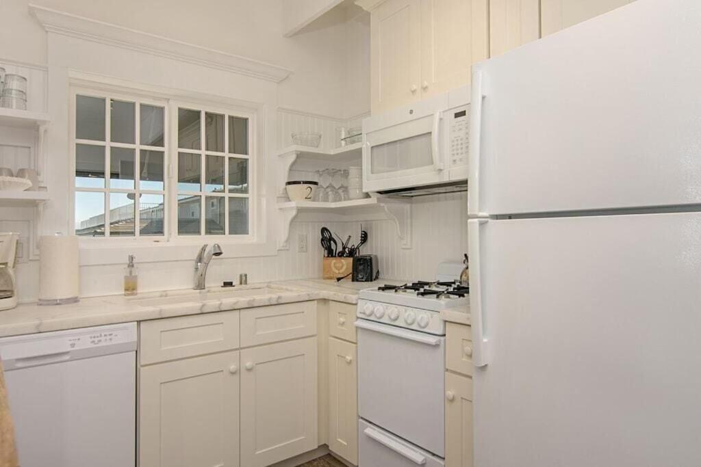 Apartment Ocean View From Private Patio, Steps To Beach, Parking Carlsbad