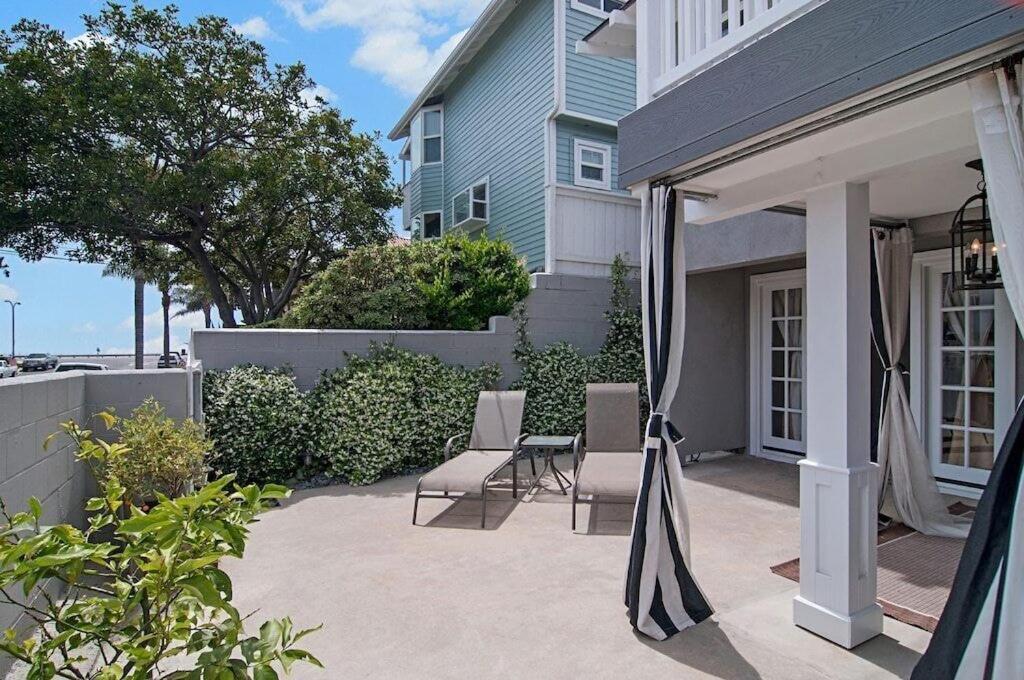 Remodeled Bungalow, Block To The
