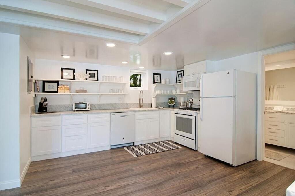 Remodeled Bungalow, Block To The * Carlsbad