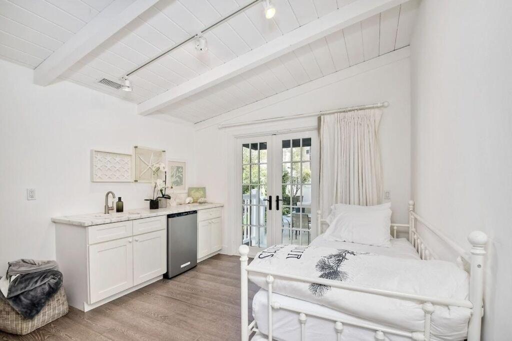 Ocean Views, Across The Street From Beach, Private Patio