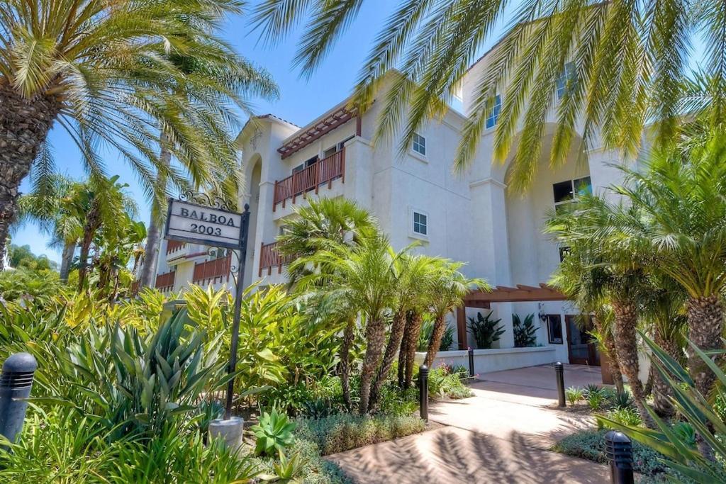 2br Private Balcony Overlooking Pool, Gated Parking, Walk To Apartment Carlsbad