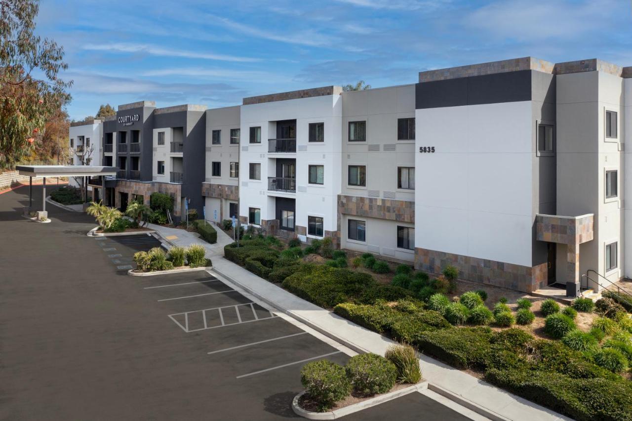 Courtyard By Marriott San Diego